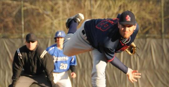 &lsquo;Canes Split Series With Pioneers, 2-2